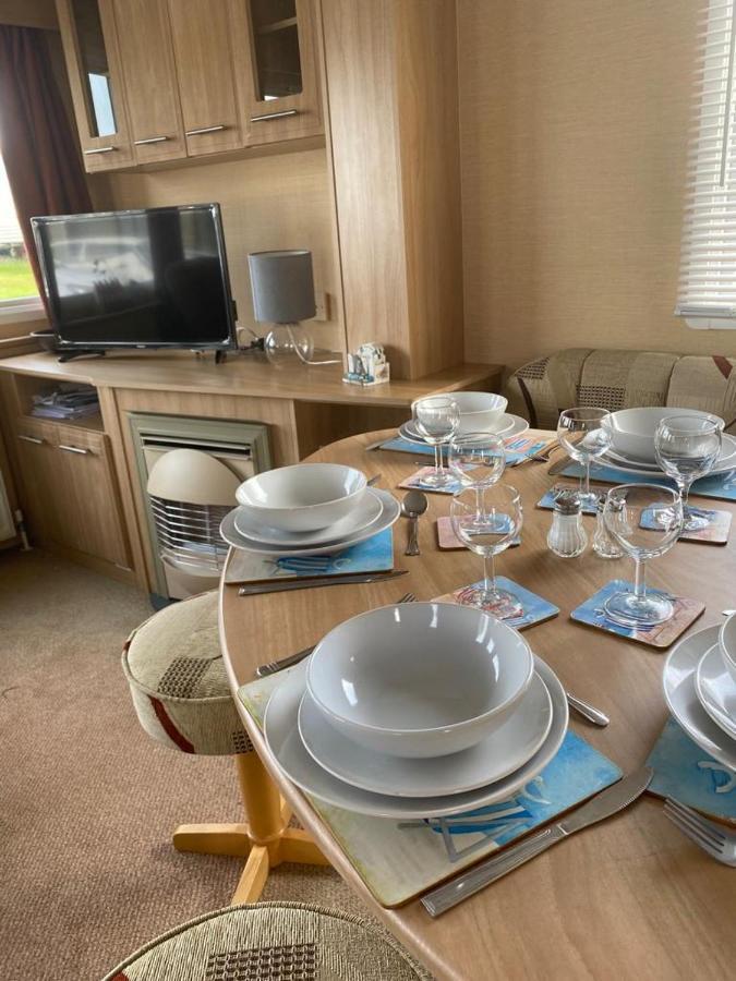 Comfy 2 Bed Caravan Apartment